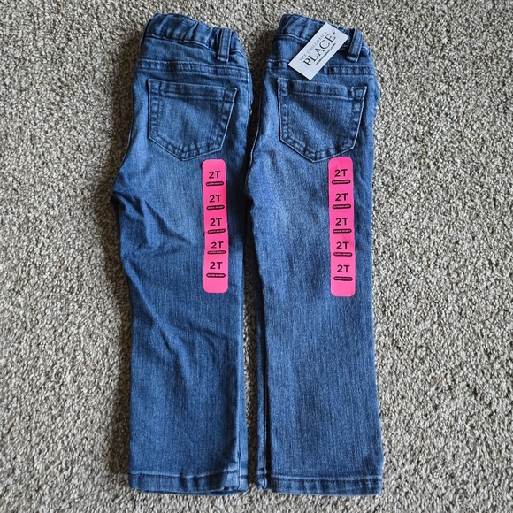 Lot Of 2 Jeans Children's Place Size: 2T - Picture 2 of 5